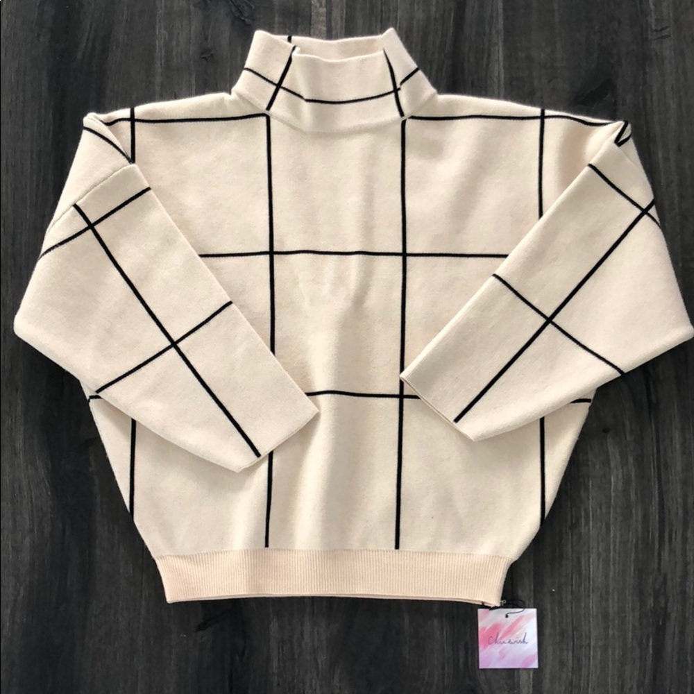 Grid 3/4 Sleeve Sweater